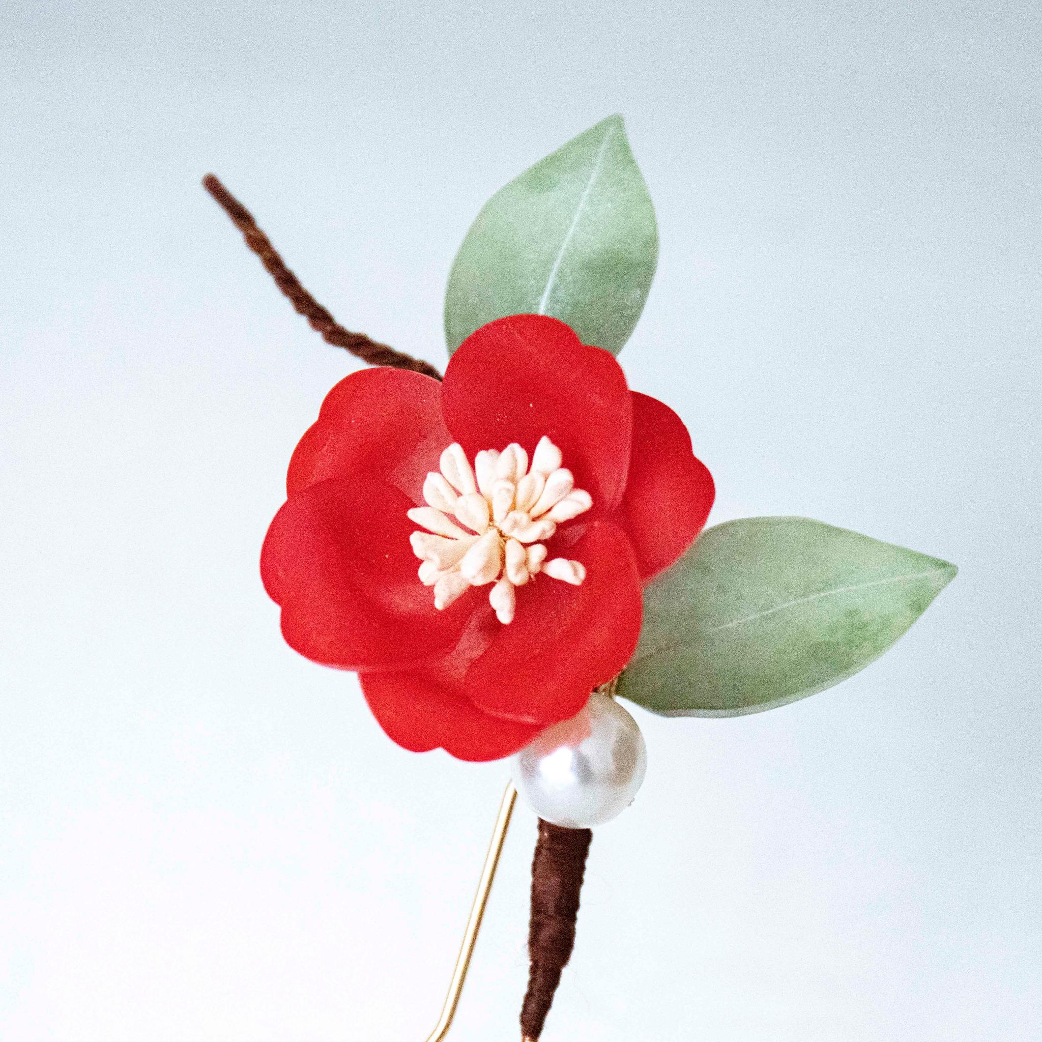 赤い椿のuピン かんざし プラ板 髪飾り ヘアアクセサリー 紅椿 椿 パール | 3枚目